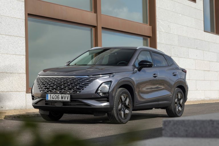 ¿Jaecoo 7 o MG HS? Cuál elegir como SUV compacto familiar bajo 35.000 € ¿Jaecoo 7 o MG HS? Cuál elegir como SUV compacto familiar bajo 35.000 €