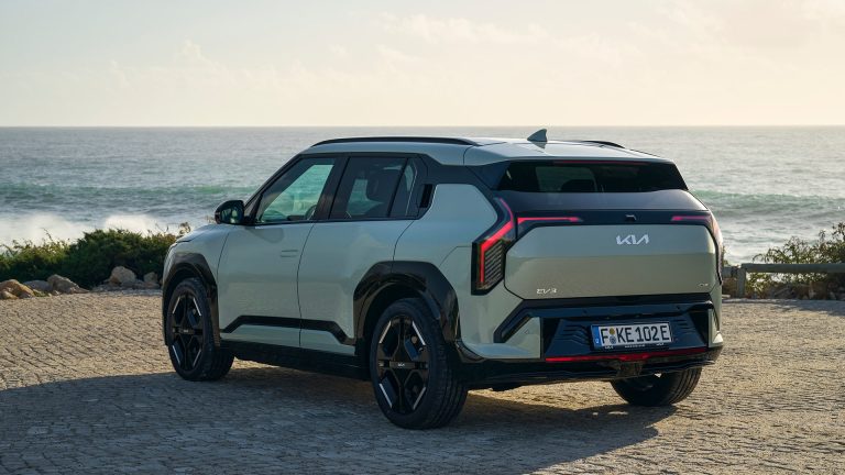 Kia EV3 vs Jeep Avenger: ¿SUV-B 100% eléctrico o microhíbrido para ciudad? Kia EV3 vs Jeep Avenger: ¿SUV-B 100% eléctrico o microhíbrido para ciudad?