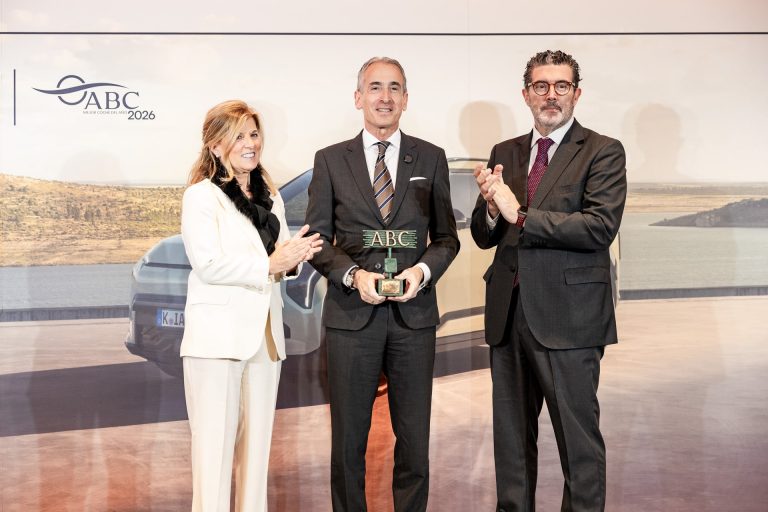¿Cuánta batería necesitas en un SUV eléctrico? Cómo elegir entre 60, 77 y 100 kWh ¿Cuánta batería necesitas en un SUV eléctrico? Cómo elegir entre 60, 77 y 100 kWh