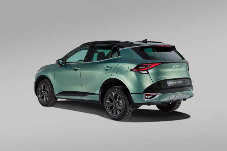 Kia Sportage PHEV vs Hyundai Tucson PHEV: ¿qué SUV-C enchufable del grupo elegir para ciudad? Kia Sportage PHEV vs Hyundai Tucson PHEV: ¿qué SUV-C enchufable del grupo elegir para ciudad?