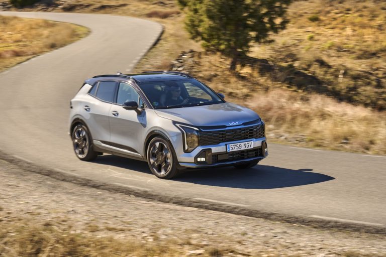 ¿SUV PHEV nuevo o SUV PHEV de segunda mano de 3 años? Criterios para decidir según km/año y presupuesto ¿SUV PHEV nuevo o SUV PHEV de segunda mano de 3 años? Criterios para decidir según km/año y presupuesto