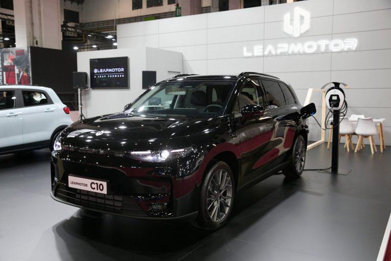 Leapmotor C10 vs Jaecoo 7: ¿qué SUV-C chino ofrece más tecnología por menos de 30.000 €? Leapmotor C10 vs Jaecoo 7: ¿qué SUV-C chino ofrece más tecnología por menos de 30.000 €?