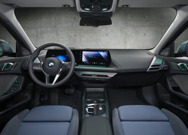 Cómo elegir un compacto PHEV en 2026: criterios de autonomía eléctrica, carga AC y consumo en híbrido Cómo elegir un compacto PHEV en 2026: criterios de autonomía eléctrica, carga AC y consumo en híbrido