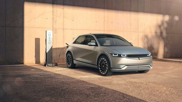 Cómo elegir un SUV eléctrico familiar en 2026 por menos de 50.000 €: criterios de plazas, maletero y autonomía Cómo elegir un SUV eléctrico familiar en 2026 por menos de 50.000 €: criterios de plazas, maletero y autonomía