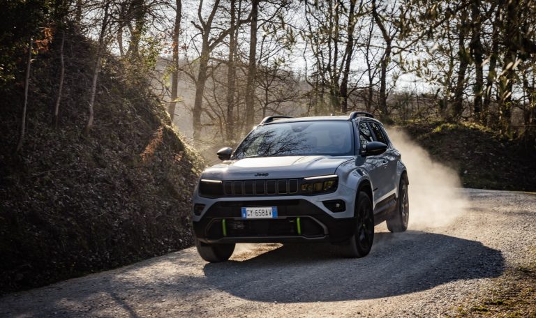 Ranking de SUV-B PHEV con mejor autonomía eléctrica real en 2026 por debajo de 40.000 € Ranking de SUV-B PHEV con mejor autonomía eléctrica real en 2026 por debajo de 40.000 €